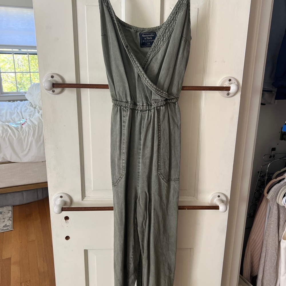 Abercrombie & Fitch Olive Jumpsuit